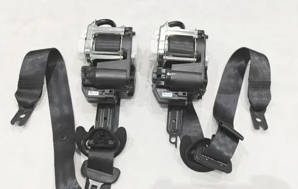 Volkswagen Golf VIII Front seatbelt 5H1857706A 44169079