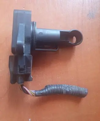 Toyota Auris 150 Mass air flow meter 1974002110 06G23
