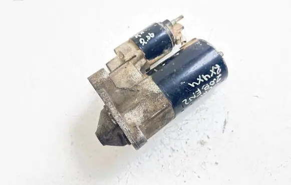 Renault Scenic I Starter motor 0001106017