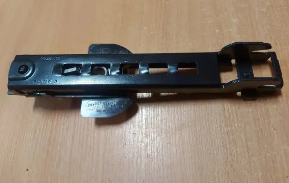 Audi A4 S4 B8 8K Seat belt adjustment rail 8E0857833E