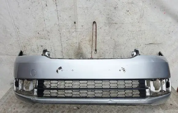 Skoda Rapid (NH) Front bumper 5JA807221 5JA807611