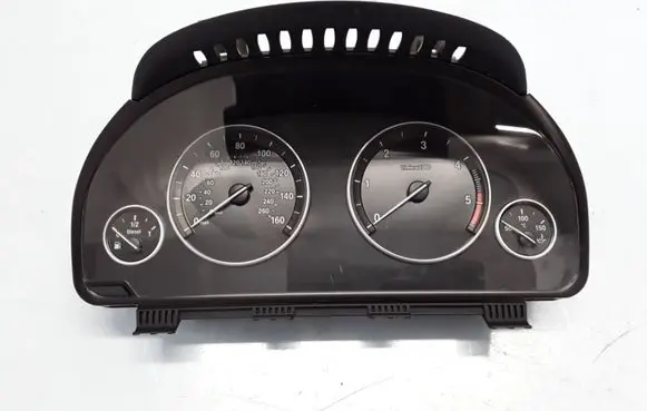 BMW 5 F10 F11 Speedometer (instrument cluster) 25811511