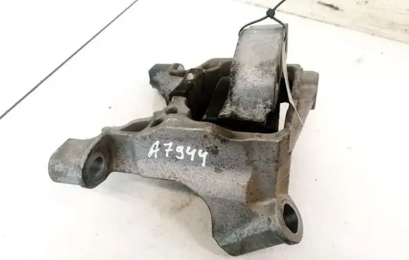 Mazda 6 Engine mount bracket KD45K1442