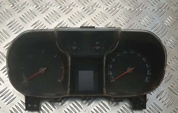 Chevrolet Orlando Speedometer (instrument cluster) 688014257