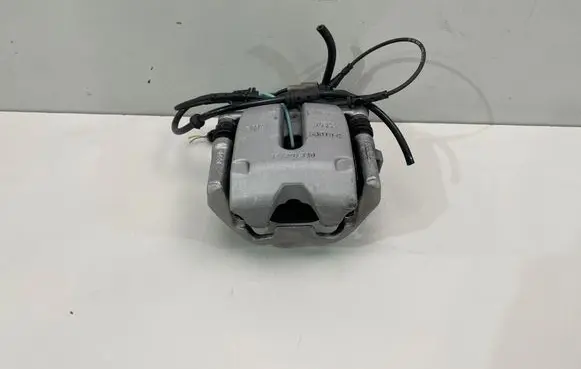 BMW 5 G30 G31 G38 Rear brake caliper 6870575