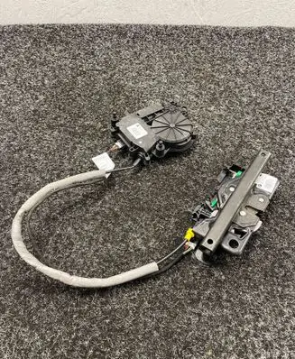 BMW 6 G32 Gran Turismo Tailgate/trunk/boot lift motor 7411760 7454160