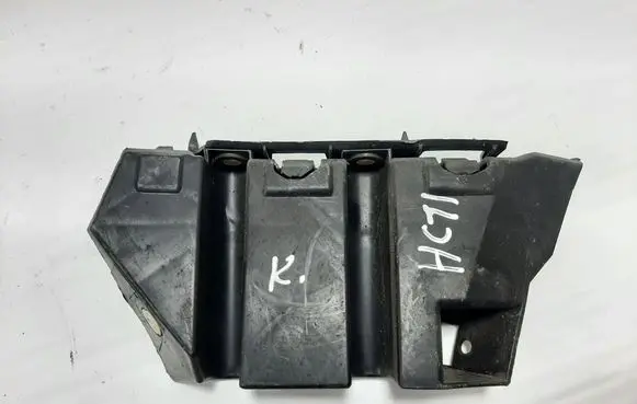Seat Leon (5F) Front bumper mounting bracket 5F0807049