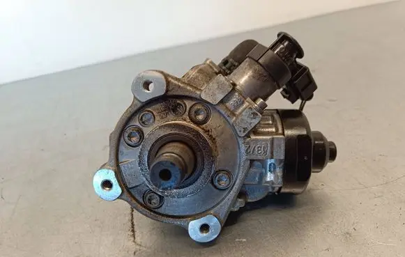 Audi A6 S6 C7 4G Fuel injection high pressure pump 0445010529 03L130755AC BPY0279