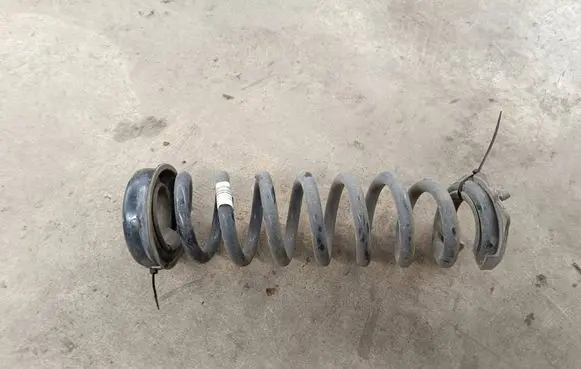 BMW 4 F32 F33 Rear coil spring 