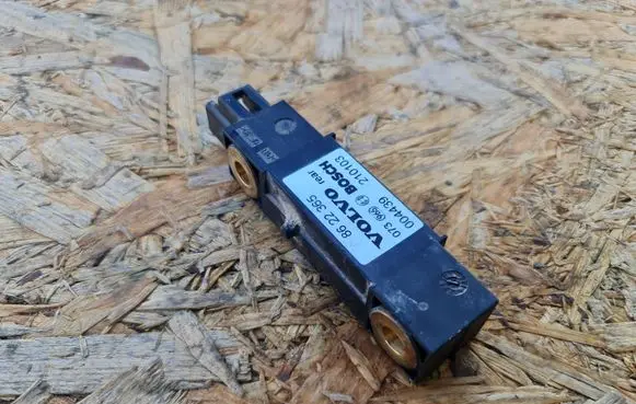 Volvo V70 Airbag deployment crash/impact sensor 8622365 004439 210103