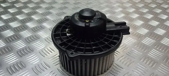 Mazda 6 Front door blower motor 894000-0232