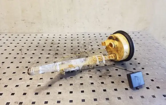 BMW X5 E53 Fuel level sensor 6763829