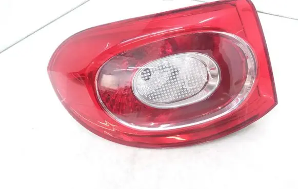 Volkswagen Tiguan Rear/tail lights 5N0945095H 5N0945257C
