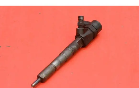 Opel Astra H Fuel injector 0445110243
