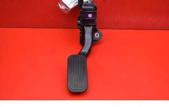 Cadillac SRX Accelerator throttle pedal 78120-48090