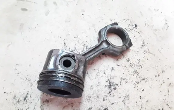 Honda Accord Piston with connecting rod NOCODE