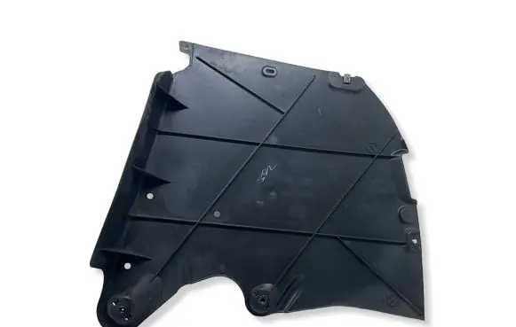 Volkswagen Jetta VI Rear underbody cover/under tray 5C6825215 5C6825205