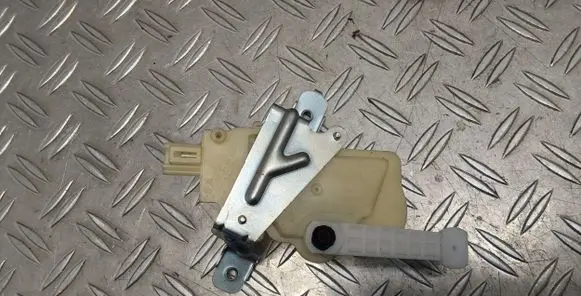 Toyota Yaris Tailgate boot lock/latch motor 