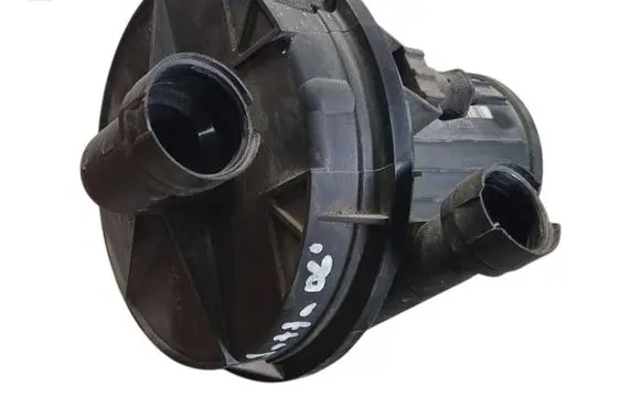 Volkswagen Jetta V Secondary air pump 06A959253E 06A131333C