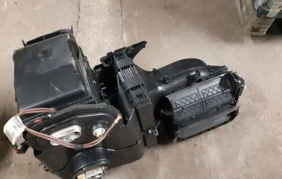 Interior heater climate box assembly