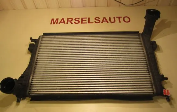 Volkswagen Golf Plus Intercooler radiator 1K0145803H