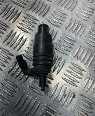 Audi A6 S6 C4 4A Windscreen/windshield washer pump 4A0955651