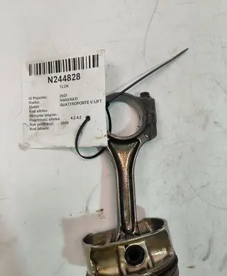Maserati Quattroporte Connecting rod/conrod 