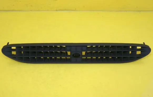 Audi A3 S3 8L Dash center air vent grill 8D0819635