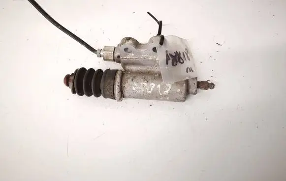 Honda FR-V Clutch master cylinder 