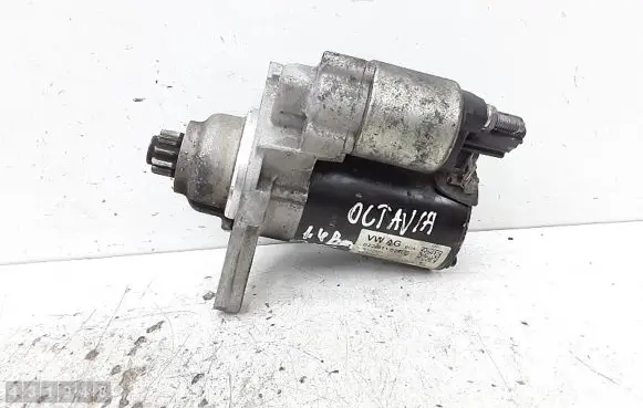 Skoda Octavia Mk2 (1Z) Starter motor 02Z911023B