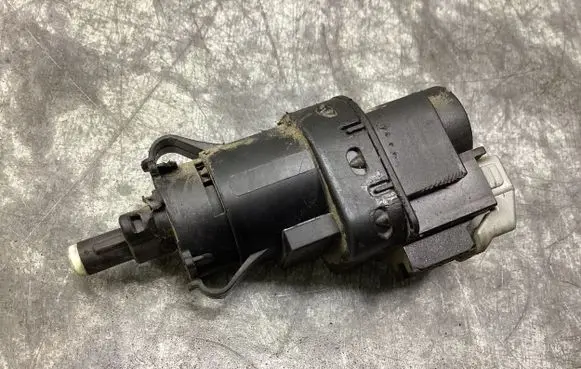 Brake pedal sensor switch
