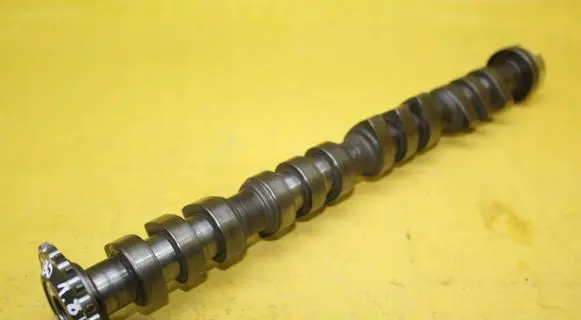 Volkswagen PASSAT B5 Camshaft 5464