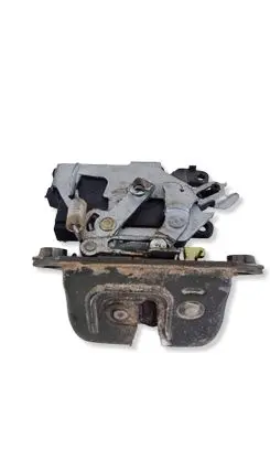 Subaru Forester SF Loading door lock 