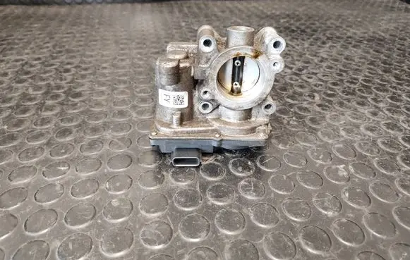 Renault Captur Throttle valve 161206038R
