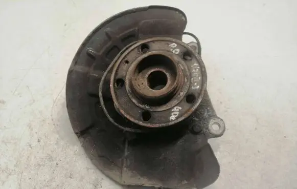 Volvo V70 Front wheel hub spindle knuckle