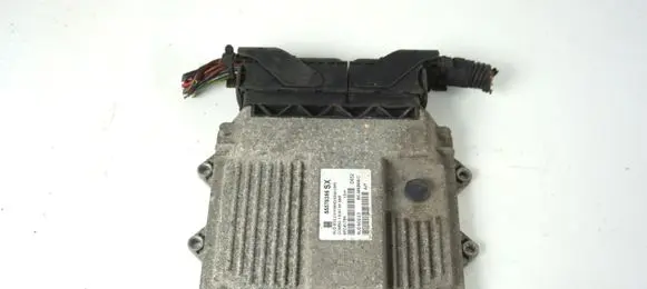 Opel Combo C Engine control unit/module ECU 55578395 MJD