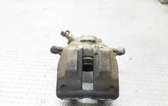 Mercedes-Benz C W203 Front brake caliper