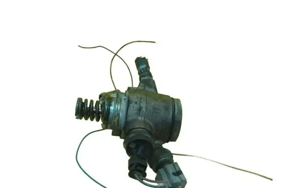 Audi A4 S4 B8 8K Mechanical fuel pump 3HTR2