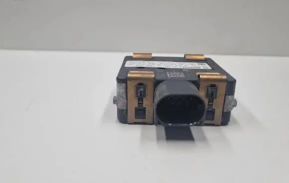 Mercedes-Benz Sprinter W907 W910 Distronic sensor radar A9079009304 9079009304
