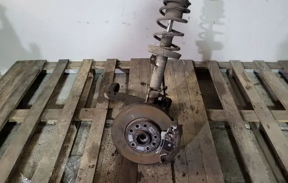 Opel Astra G Front wheel hub spindle knuckle ZWROTNICAOPELASTRA