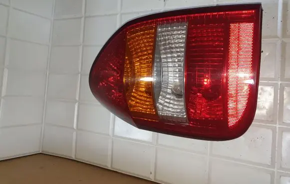 Opel Zafira A Rear/tail lights 62280