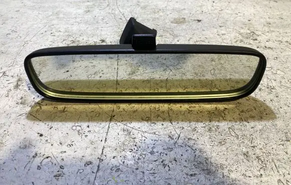 Mitsubishi Outlander Rear view mirror (interior) E4012197 E4022197