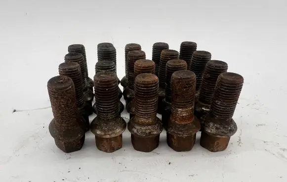 Audi A6 S6 C6 4F Nuts/bolts 