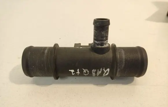 Nissan Qashqai+2 Engine coolant pipe/hose 1320584