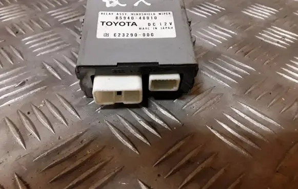 Lexus RX 300 Window wiper relay 8594048010 623290000