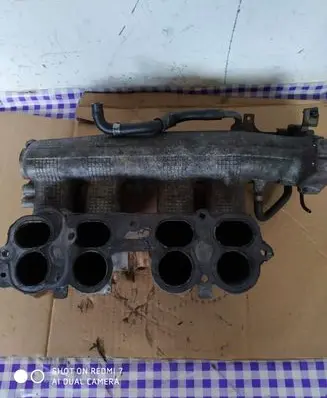 Nissan X-Trail T30 Intake manifold AKEO3