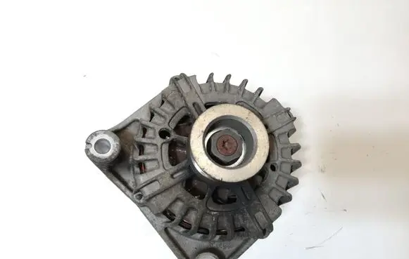 BMW 1 E81 E87 Generator/alternator 7802261