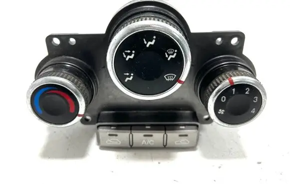 KIA Carens I Climate control unit 1K2FE61190