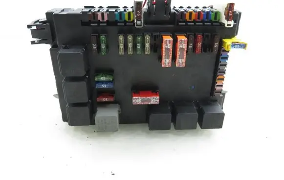 Mercedes-Benz S W221 Fuse box set A2215403550