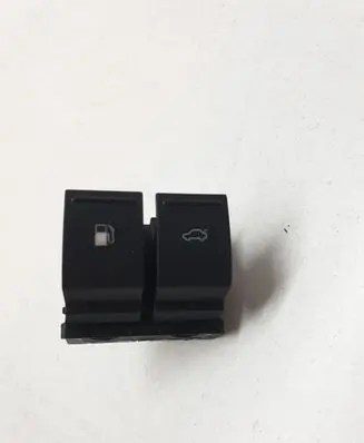 Volkswagen Touareg I Fuel tank opening switch 7L6959903